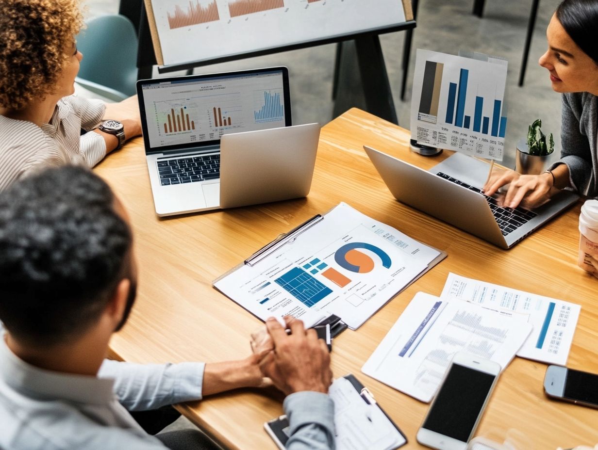 A diagram illustrating how to maximize ROI with Customer Relationship Management